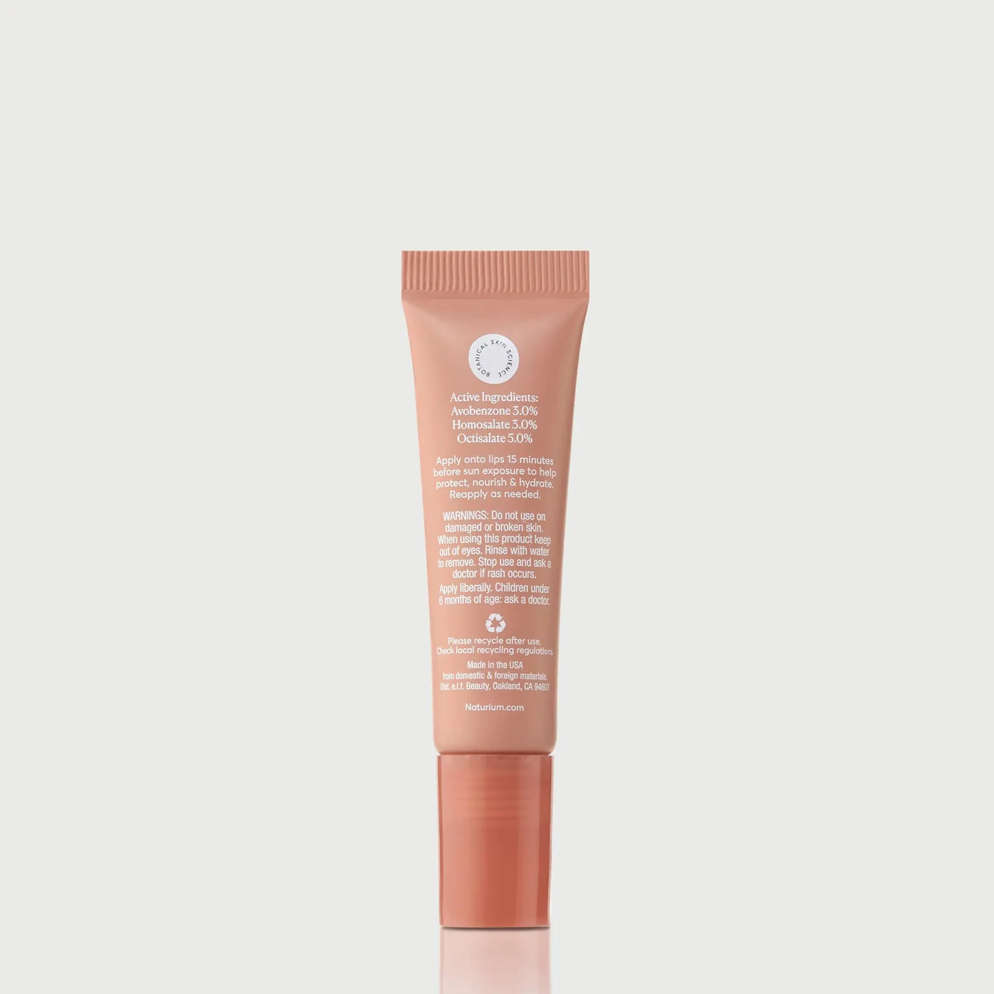 phyto-glow-lip-balm-spf-45-getaway-f2 NATR-10126_PhytoGlow_SPF_Getaway_primary_capon_back_bonebkgd_1.webp