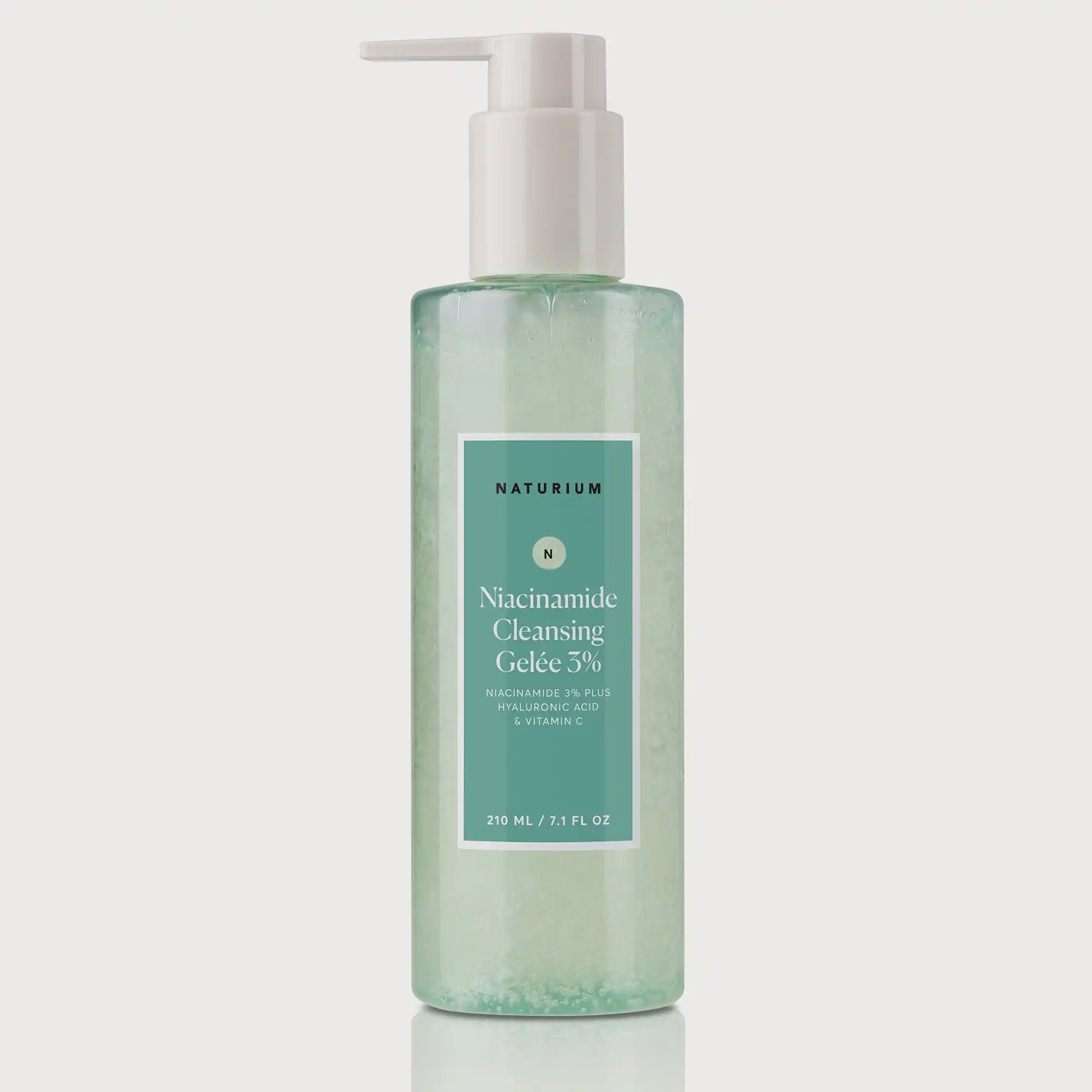 niacinamide-cleansing-gelee-3-j5 NATRM_Ecomm_Niacinamide-Cleansing-Gelee_Front.webp