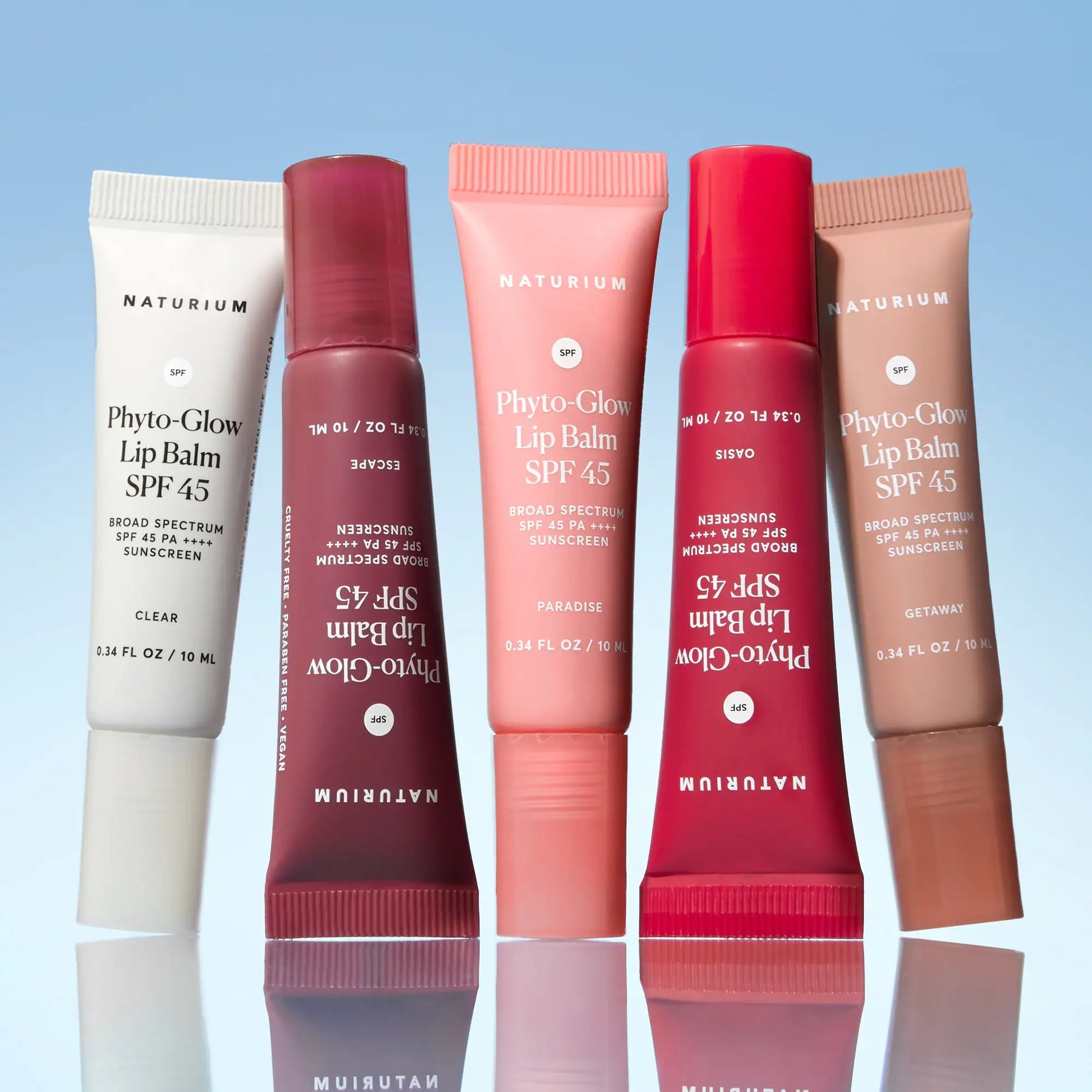 phyto-glow-lip-balm-spf-45-paradise-i2 phytoglowSPF_6428-crop_e42f22ee-3306-4482-900d-842d95848406.webp